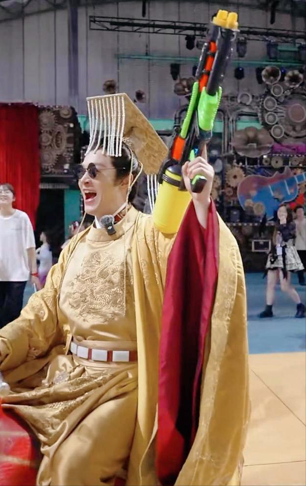 李世民扮演者稱演員要養家糊口