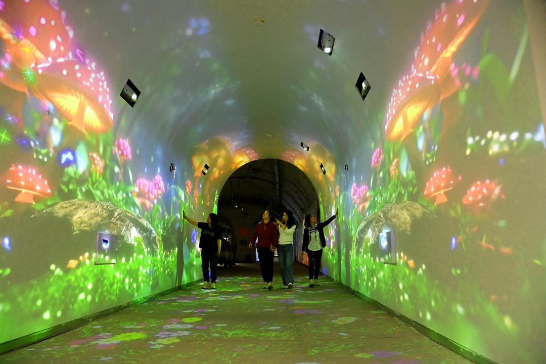 防空洞成今年最卷的免費避暑地