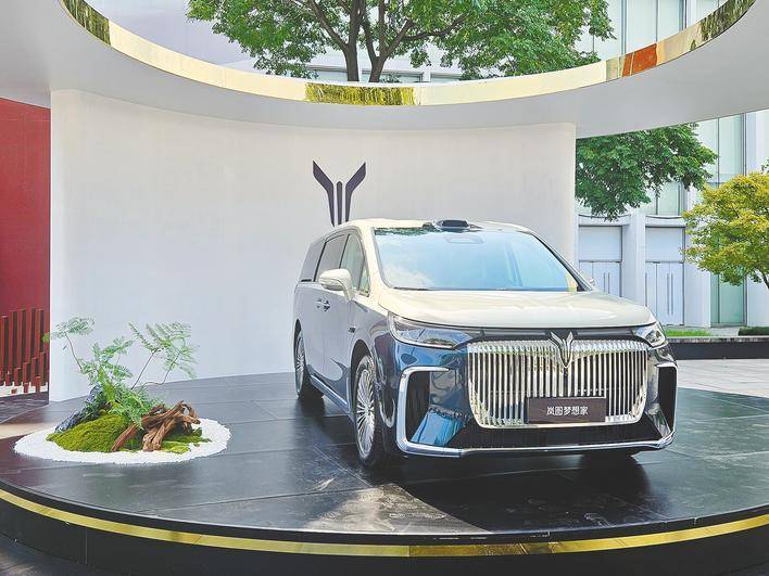 全球充電最快 中國續(xù)航最長