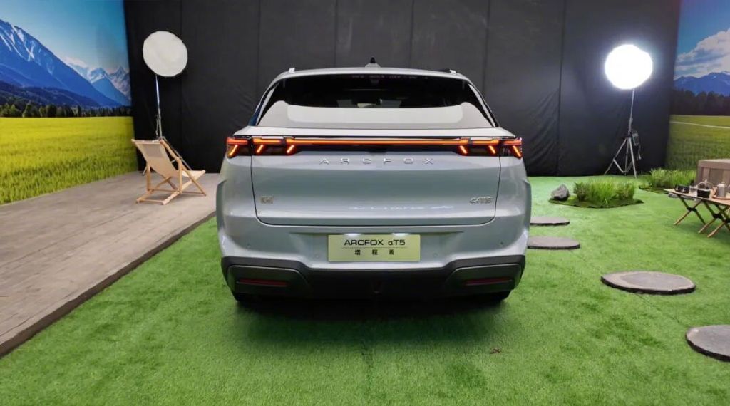 12萬就能買增程中型SUV了?