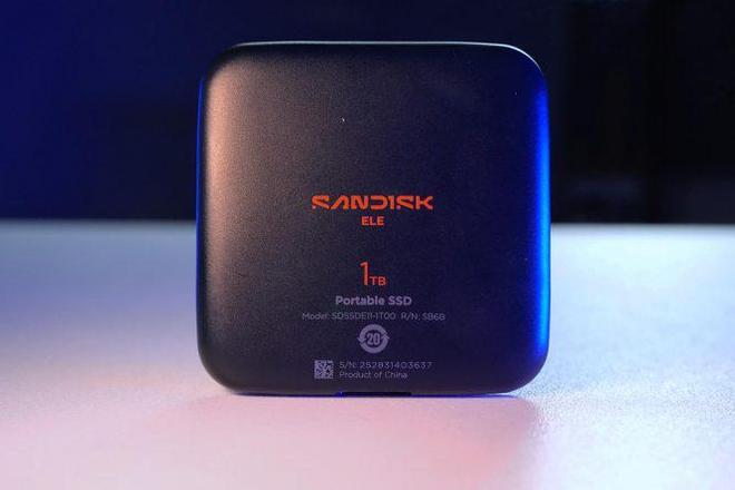 掌心里的效率利器:閃迪ELE移動固態硬盤煥新登場