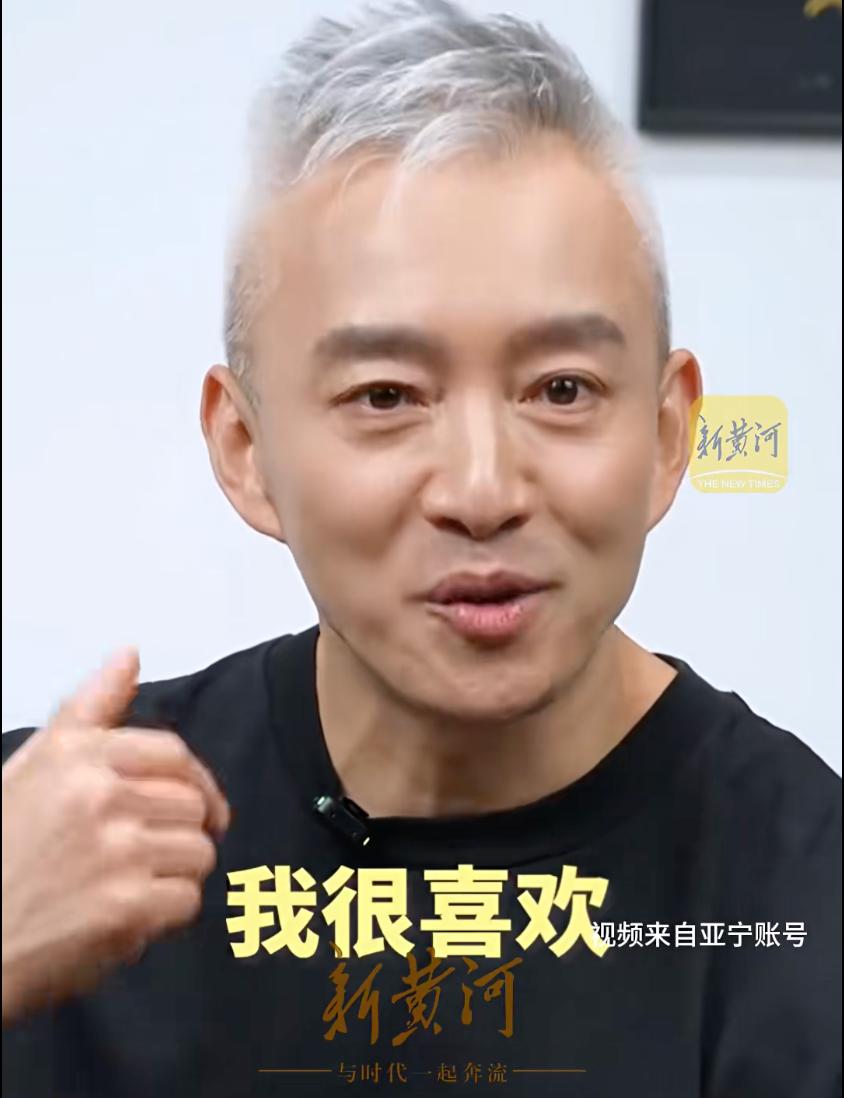 “前最帥央視主持人”復出,56歲已滿頭白發,回應成“身價百億總裁”:只是個快樂的打工人 圖片