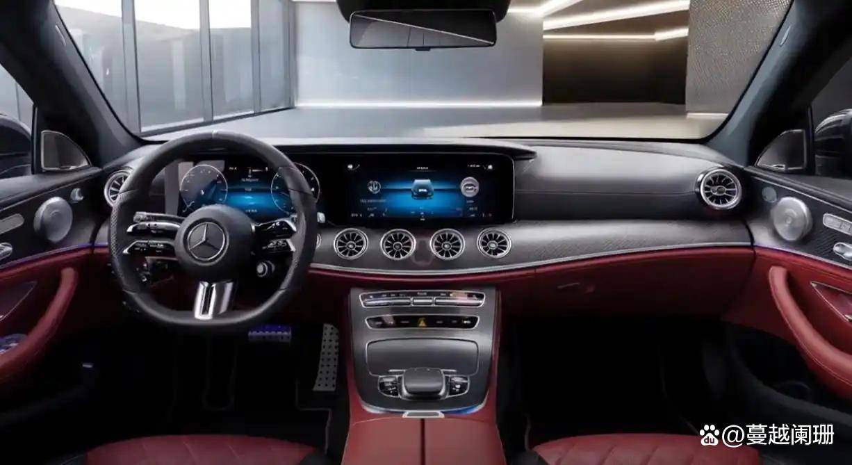 2026款全新奔馳E級曝光,全息投影+ 3.1米軸距,還要啥S級