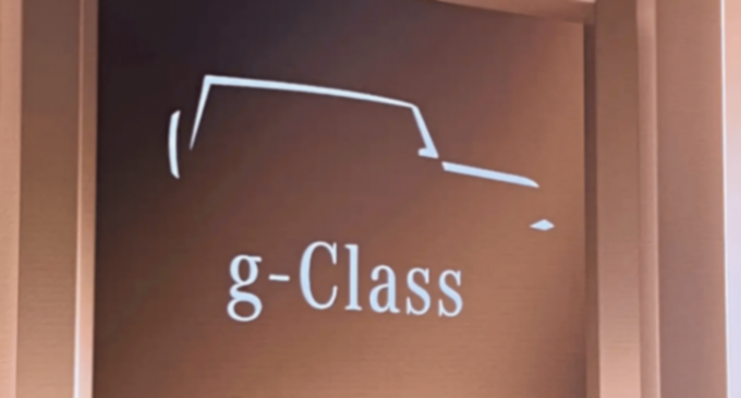 全新奔馳“小G”諜照曝光,純電驅動,若40萬買嗎?